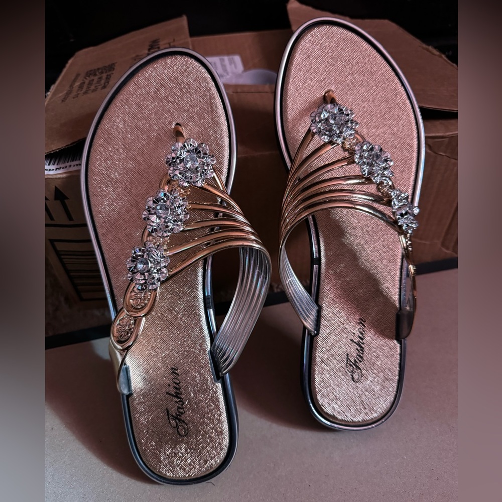 RAINBOW SANDALS SIZE EUR43/ US 9